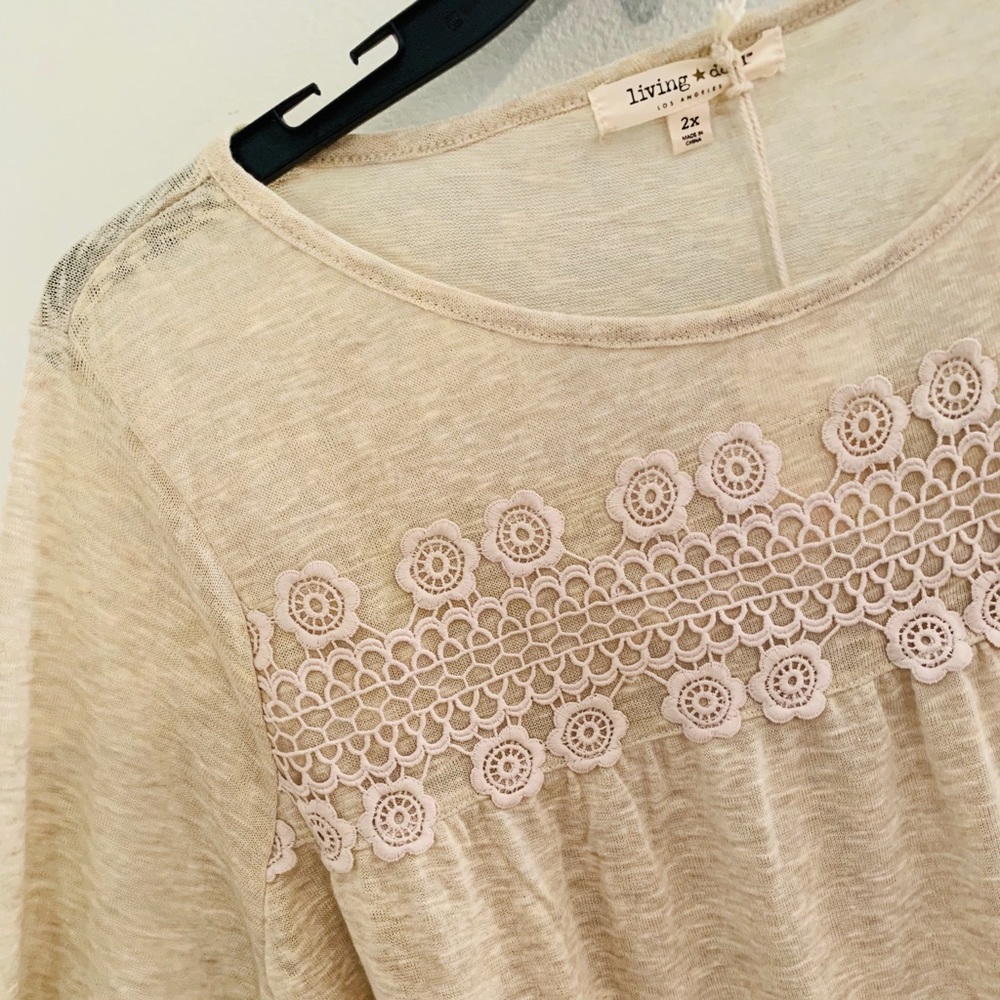 Living doll top